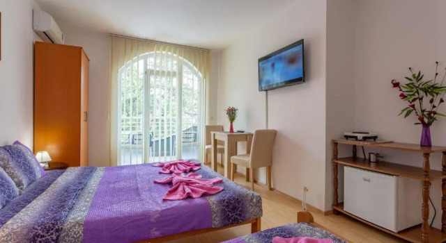 Трёхместный номер Standard с видом на город Guesthouse Sunny