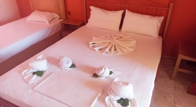 Трёхместный номер Standard с видом на бассейн Laganas Beach Hotel