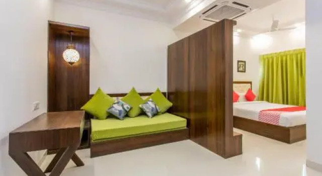 OYO 26880 Happy Home, Забронировать Отель Отели штата Махараштры 3 звезды, 3*