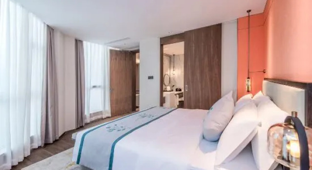 Люкс Deluxe Royal Hotel