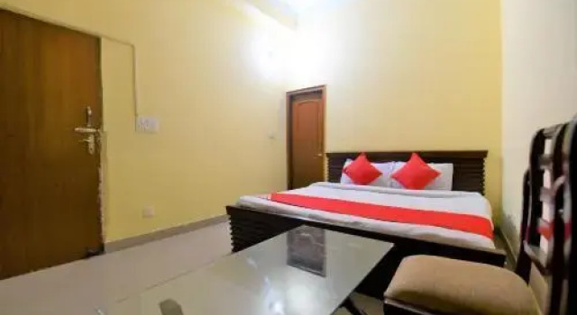 Hotel Virsa By OYO Rooms, Забронировать Отель Калка штат Харьяна