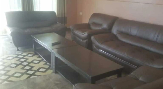 Okapi Hotel, Rezerwuj Hotel Rukungiri Southern Uganda