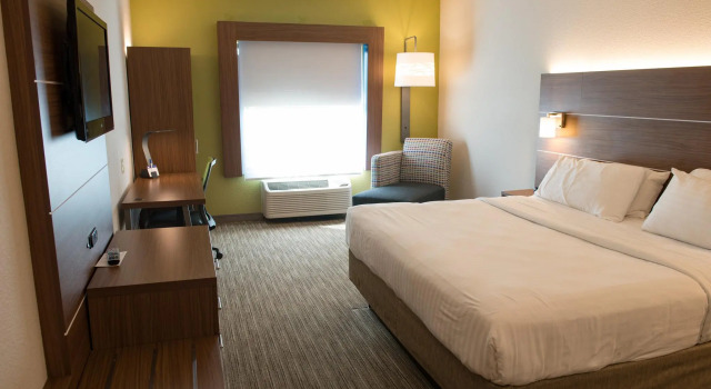 Двухместный номер Standard Holiday Inn Express Hotel & Suites Elkhart-South by IHG