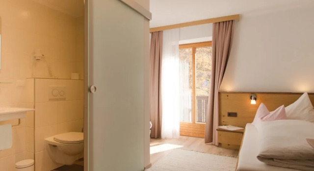Номер Comfort Hotel Zita