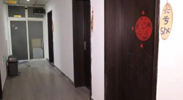 Кровать в общем номере (мужской номер) Xian The Facebook Youth Hostel