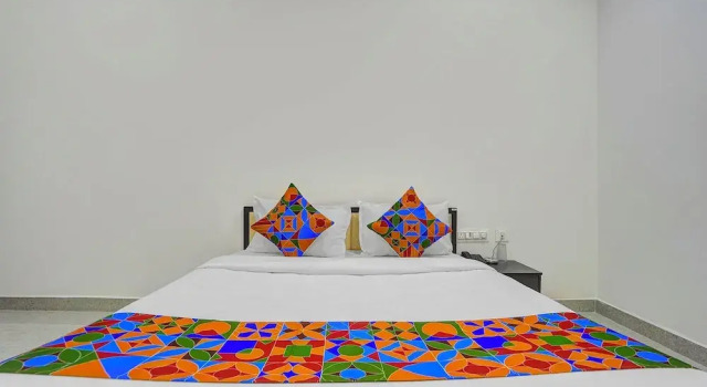 FabHotel Casa, Забронировать Отель Отели штата Махараштры 3 звезды, 3*