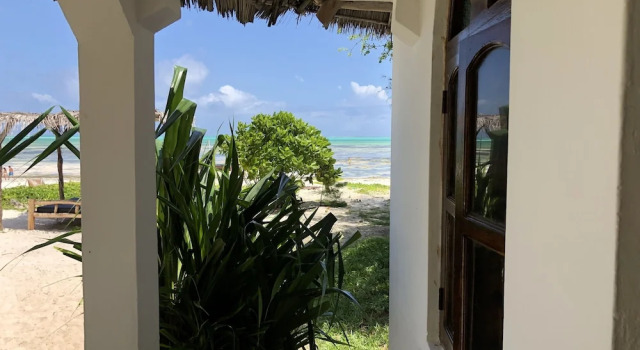 Четырёхместный семейный номер Standard с видом на море Blue Earth Beach Bungalows