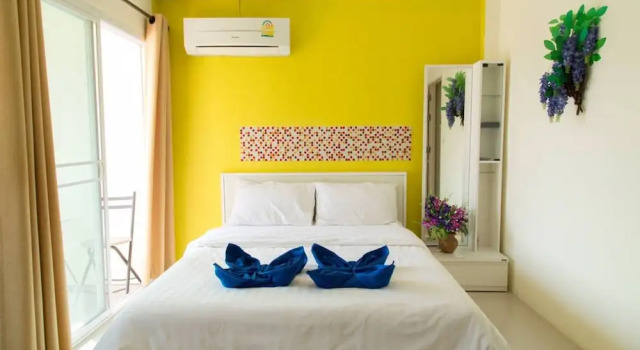 Номер Standard с балконом Lotus Suite Hua Hin