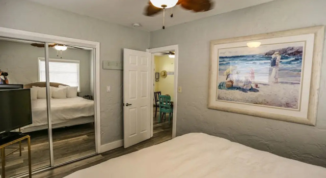 127 Delmar