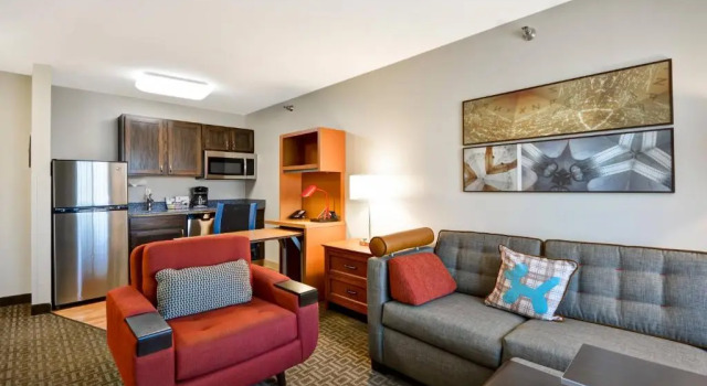 Четырёхместная студия TownePlace Suites Sioux Falls