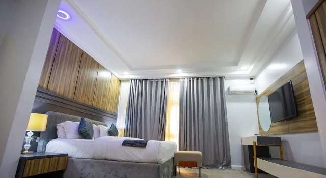 Prosbel Hotel, Book Hotel Hotels in Bwari with a Pool, Swimming Pool
