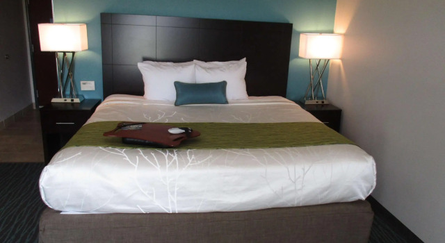 Двухместный номер Standard Ramada by Wyndham Burkburnett - Wichita Falls