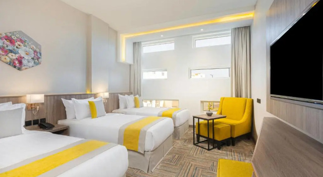Трёхместный номер Standard The Seasons Hotels