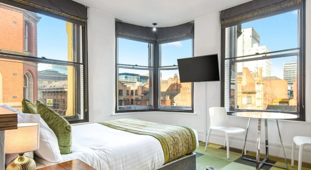 Одноместный люкс Roomzzz Manchester City
