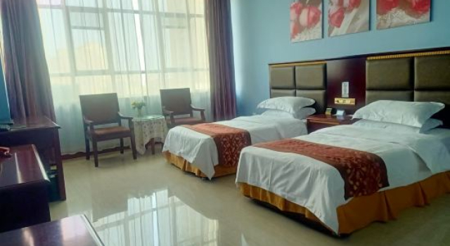Suite Jingmao Hotel