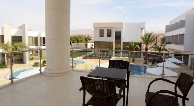Вилла Luxury Public Security Hotel & Chalets