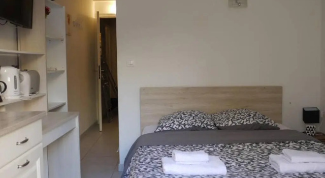 Dream - a studio flat with balcony at 300m from the beach, Забронировать Апартаменты/квартира Ницца Приморские Альпы, рядом с Музей Массена