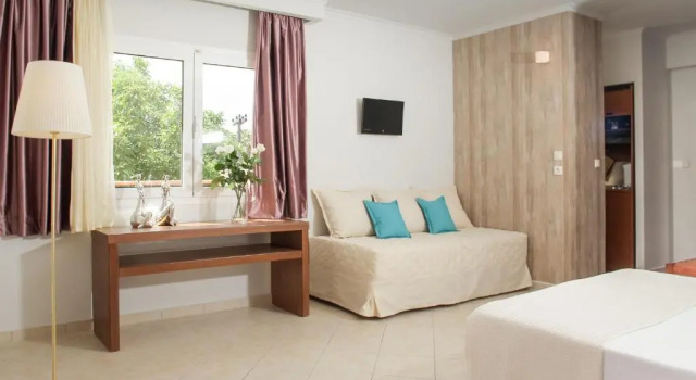 Номер Superior Electra Hotel