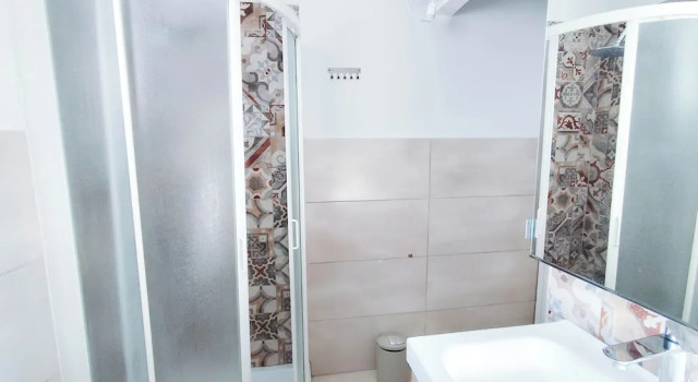 Апартаменты с 2 комнатами с балконом и с видом на город Comfortable Apartment With Pool