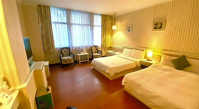 Семейный номер Standard Hotel Chung Shan