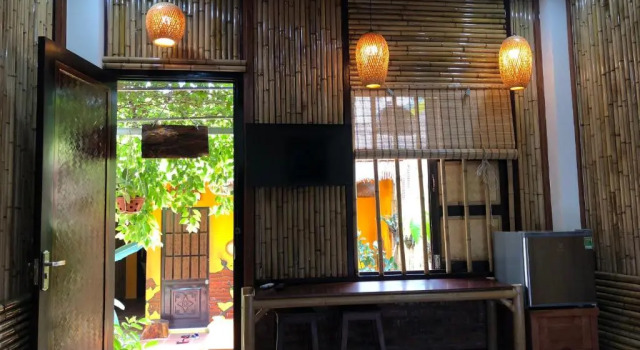 Homestay Da Nang Full House, Забронировать Отель Отели Дананга муниципалитета 4 звезды, рядом с Danang Central Bus Station, 4*