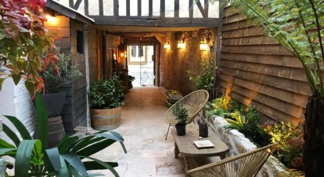 Апартаменты LE PATIO / les suites romantiques du grenier à sel