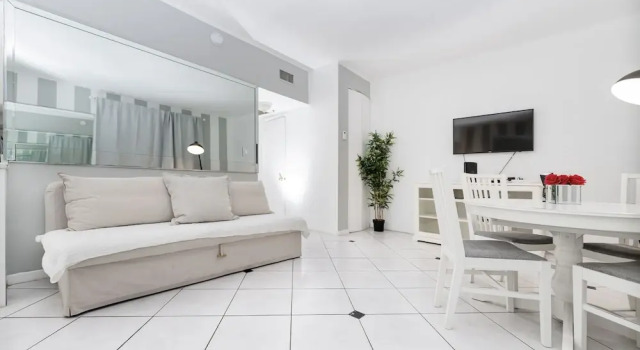 Apartments on Collins, Забронировать Апартаменты/квартира Апартаменты Майами-Бич, рядом с Boucher Brother Water Sport, Апартаменты/квартира