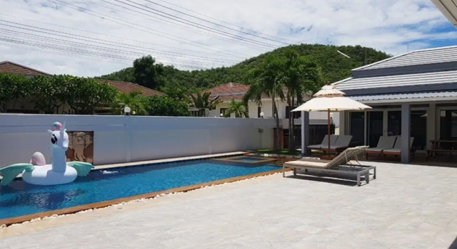 Вилла Executive ปุณิกา พูล วิลล่า หัวหิน Punika Pool Villa Hua Hin
