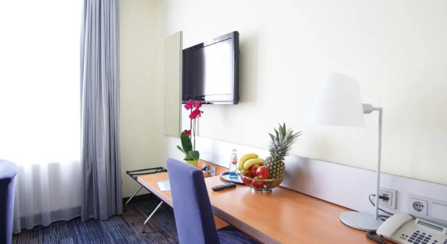 Номер Standard Senator Hotel