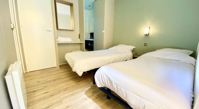 See Breizh Camping La Ville Huchet, Rezerwuj Pole kempingowe Saint-Malo 
