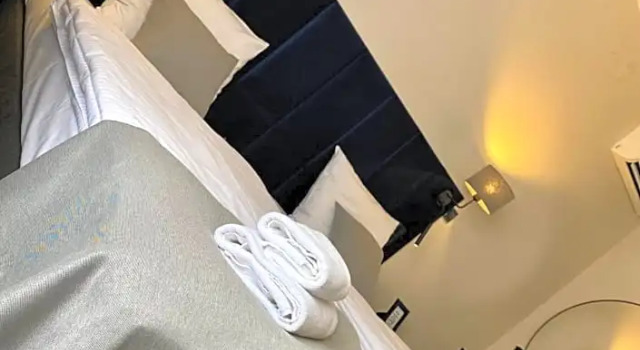 Hotel "Księżyc" w Świebodzicach, Varaa Hotelli Swiebodzice Ala-Sleesia