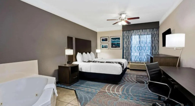 Двухместный люкс La Quinta by Wyndham Conroe