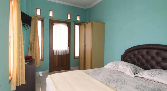 Reddoorz Near Maranatha University 4, Boek Hotel 3-sterren hotels in Bandung, in de buurt van Bandung Trade Center, 3*