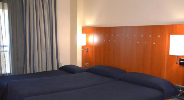 Трёхместный номер Standard Hotel J. Balmes Vic