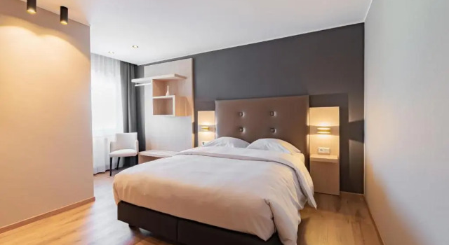Hotel Reser Stuff, Забронировать Отель Отели Red Lands 3 звезды, 3*