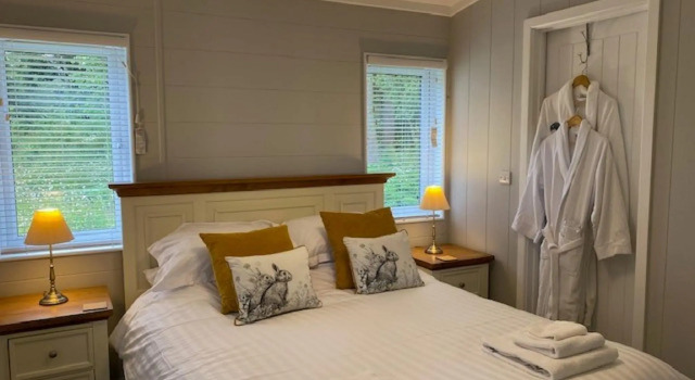 Hollicarrs – Sunflower Lodge