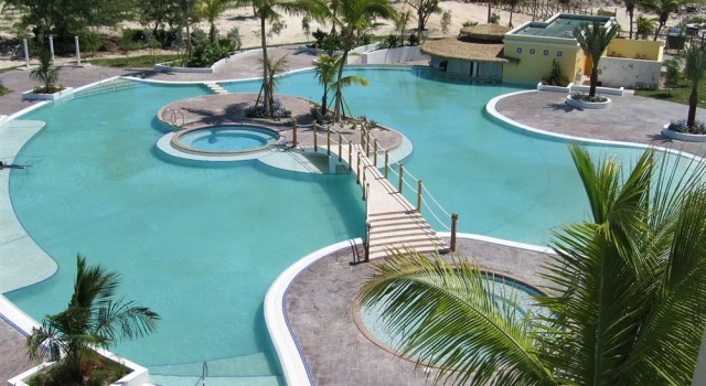 St. Charles Condominium, Book Hotel Hoteller og overnatningssteder i Sandy Point, Hotel