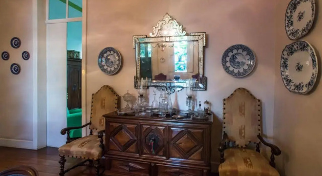 Guest House Ana Clark, Забронировать Гостевой дом Гостевые дома Рио-де-Жанейро, рядом с Концертная площадка Praça da Apoteose, Гостевой дом