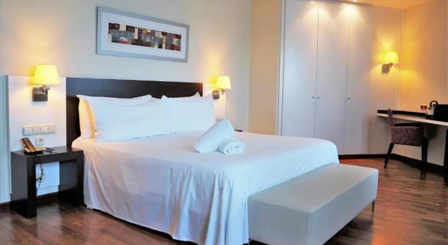 Двухместный номер M Premium Port Feria Valencia