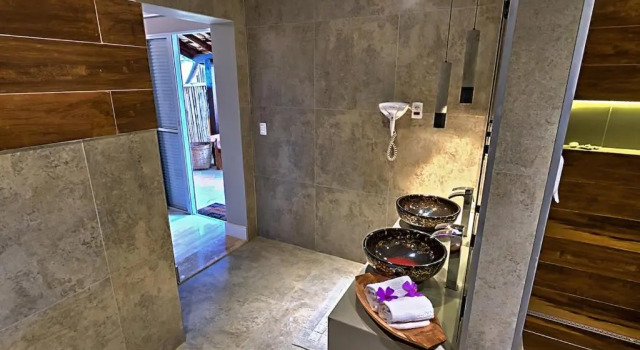 Бунгало Deluxe Hotel Pousada Shangri-la