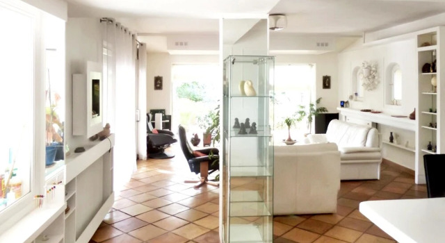 Villa With 3 Bedrooms in Roquefort-les-pins, With Private Pool, Enclos