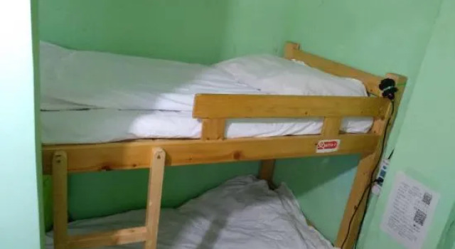 Кровать в общем номере (мужской номер) 100 Inn (Small Shanghai pedestrian street)