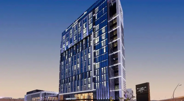 Crowne Plaza Riyadh - Al Takhassusi by IHG, Забронировать Отель Отели Эр-Рияд 5 звезд, рядом с King Fahad Library &amp; Garden, 5*