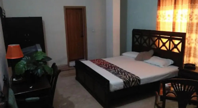 Hotel Islamabad Zero Point, Prenota Hotel F-7 Sector Islamabad