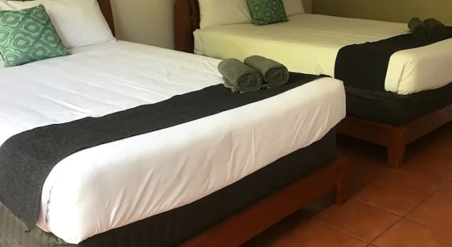 Номер Standard Birch Motel Bowen Previously Known as Bowen Arrow Motel