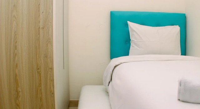 Stunning And Comfortable 2Br At Menteng Park Apartment, Забронировать Апартаменты/квартира Ментенг Джакарта, рядом с Парк Таман Суропати