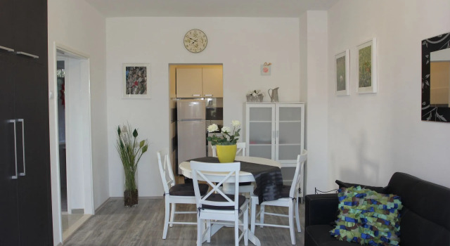 Holiday house Silvia - open pool: Supetar, Island Brac