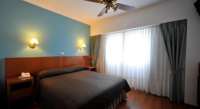 Hotel 15 de Mayo, Rezerwuj Hotel Mar del Plata 