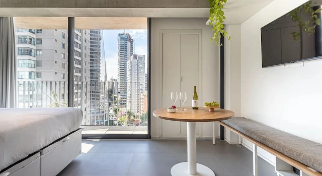 Студия с балконом Onze22 by Viva - Estúdios Modernos a 400m do Metrô Vila Madalena com Piscina no Rooftop