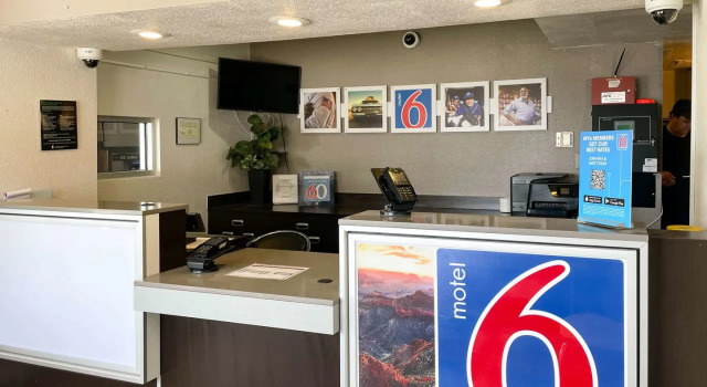Motel 6 Cheyenne, Book Motel Cheyenne Wyoming